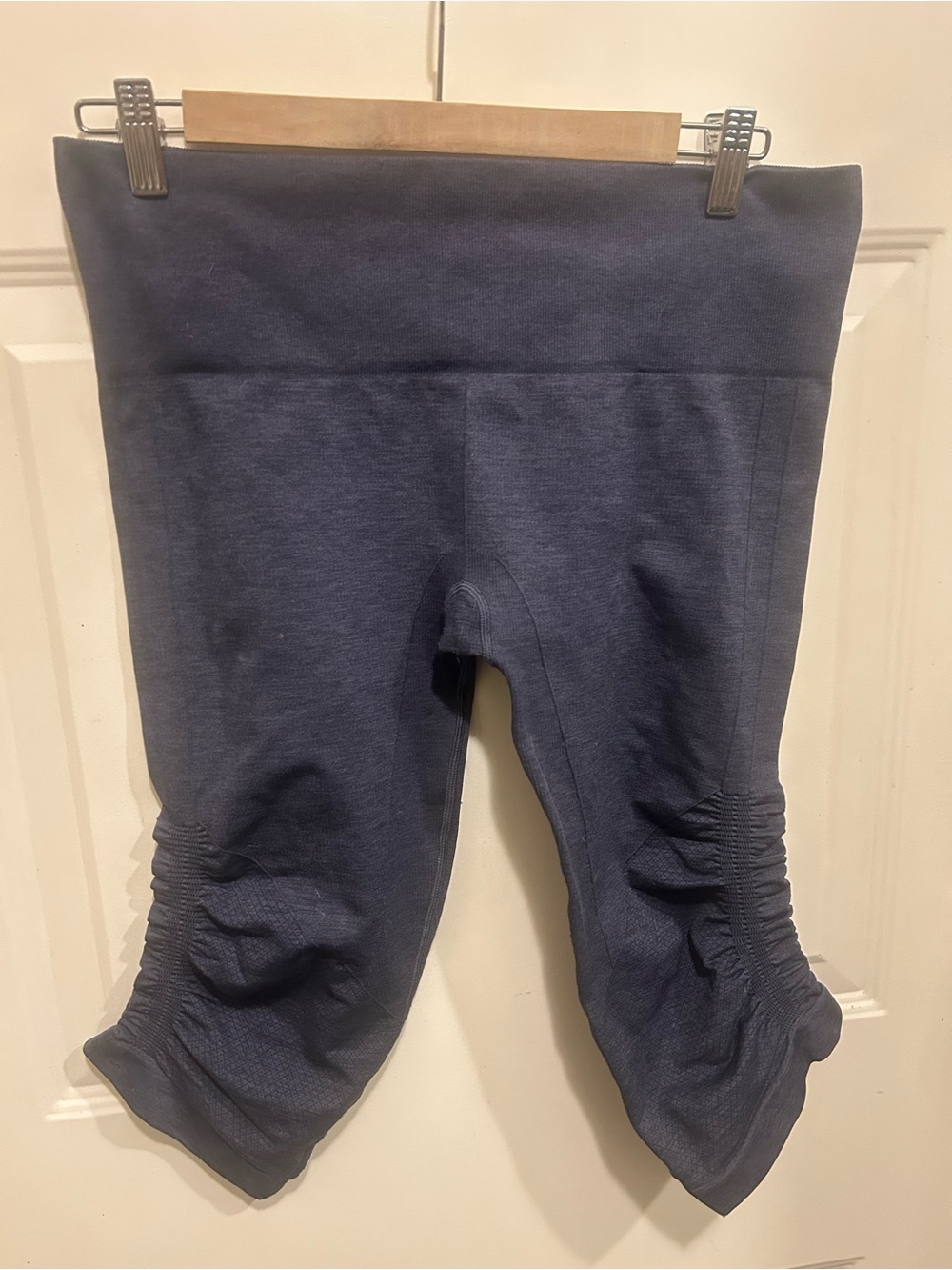 Lululemon Ruched Capri Leggings